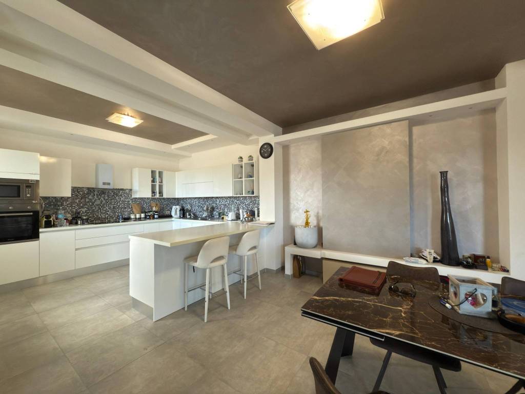 Villa a Cisterna di latina in Via Milano - Foto 2