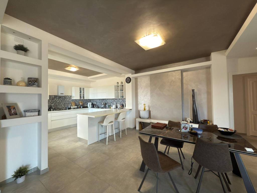 Villa a Cisterna di latina in Via Milano - Foto 4