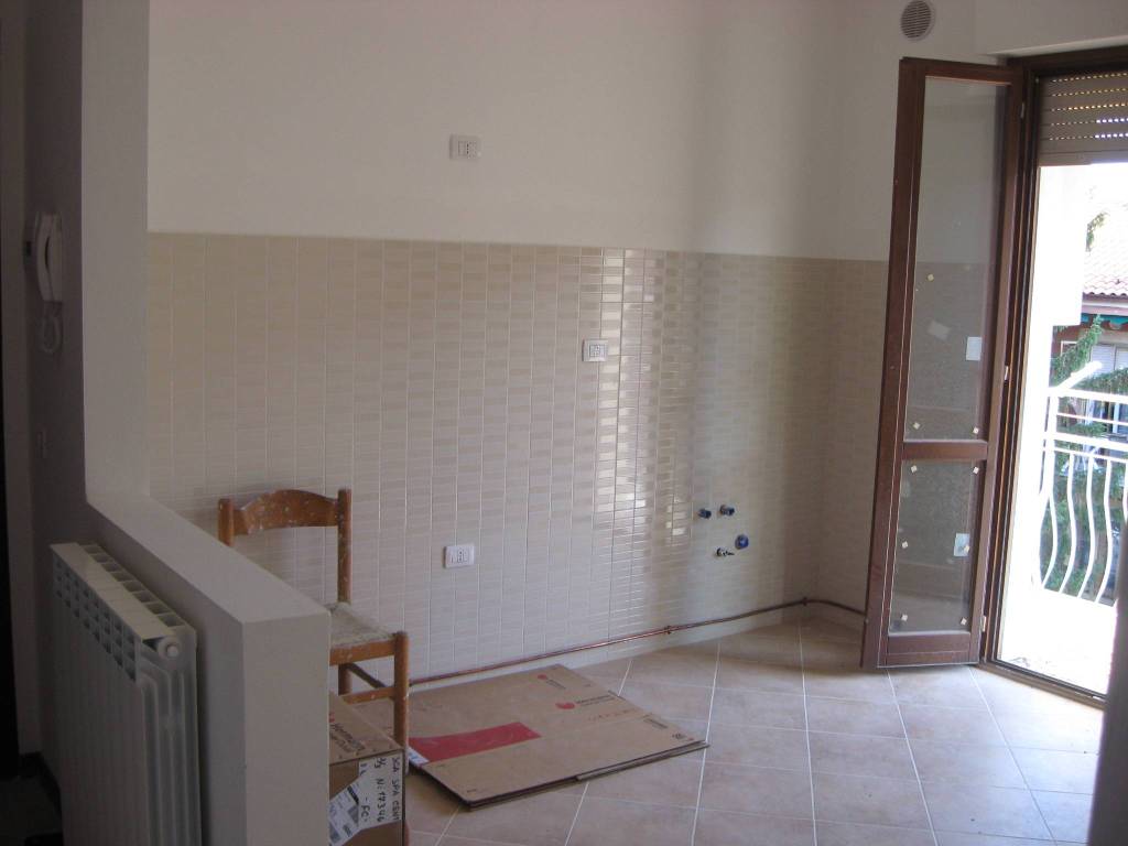 Appartamento a Fabriano in Via Alcide De Gasperi - Foto 2