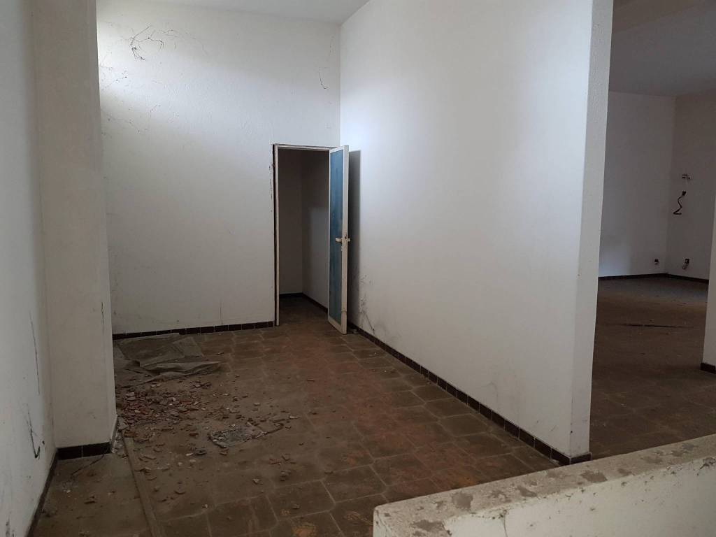 Immobile a Quartu sant'elena in via Inghilterra, ang. Sant' Antonio - Foto 3