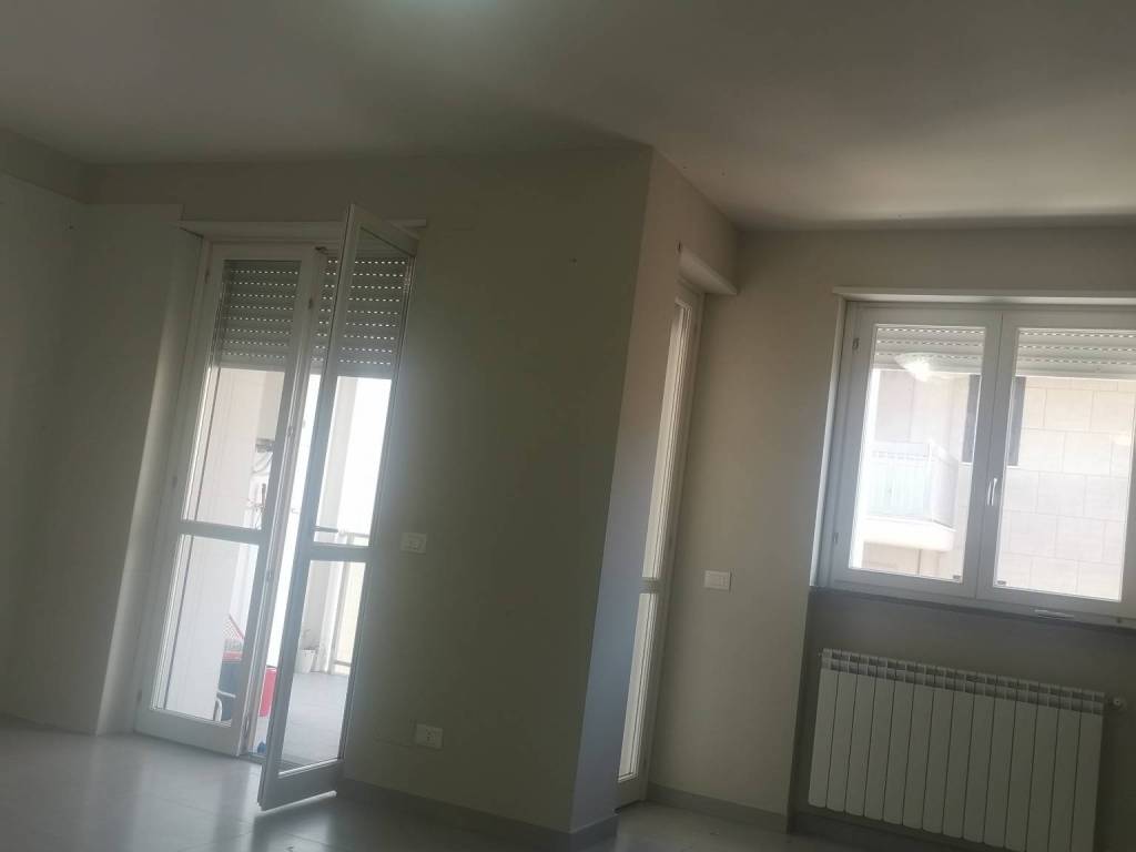 Appartamento a Foggia in Via Giorgio Almirante, 19 - Foto 3