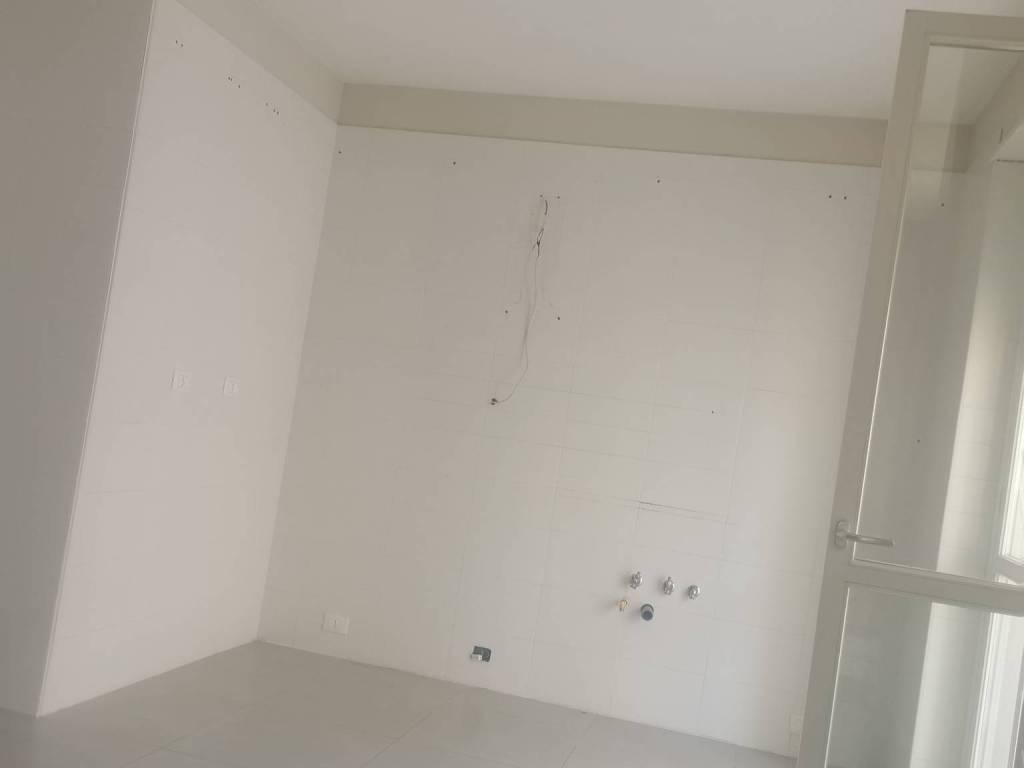 Appartamento a Foggia in Via Giorgio Almirante, 19 - Foto 4