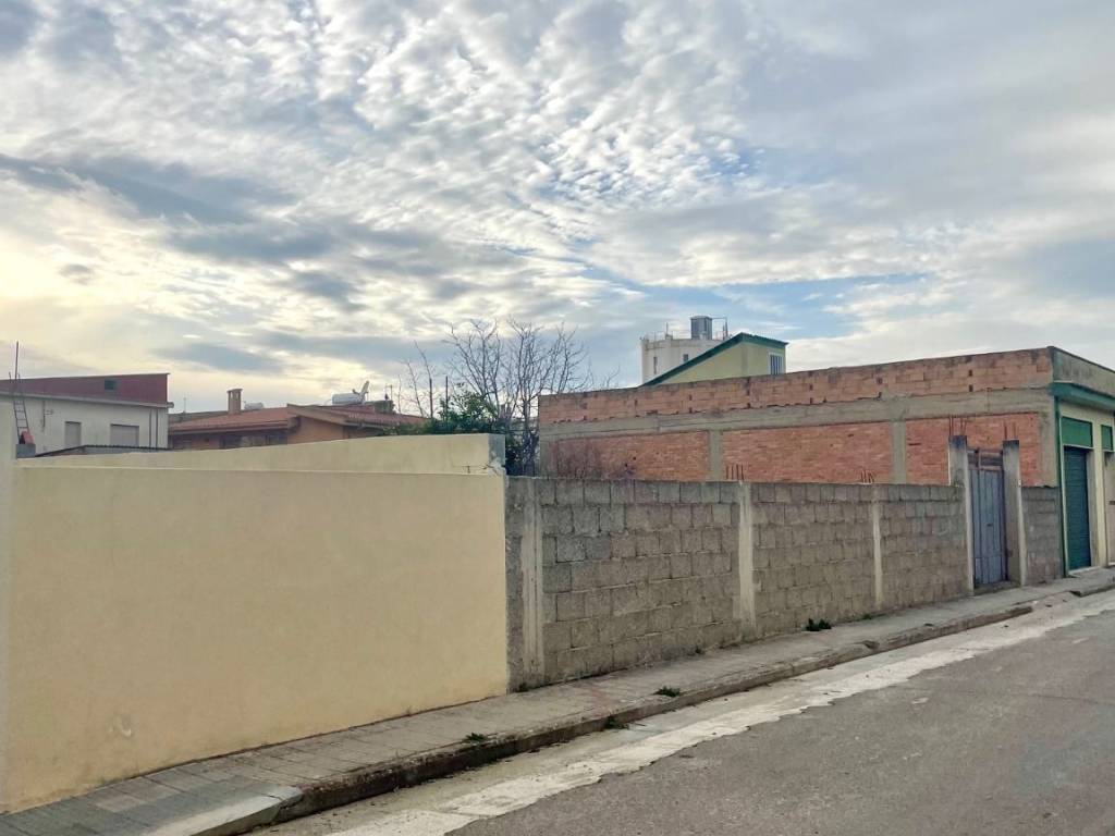 Terreno a Dolianova in Via Arturo Toscanini - Foto 2