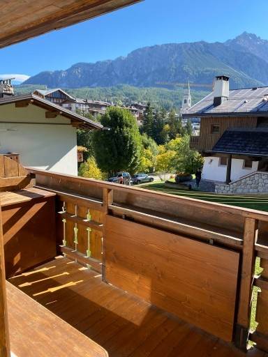 Attico / mansarda a Cortina d'ampezzo in Frazione Majon di Sopra - Foto 2