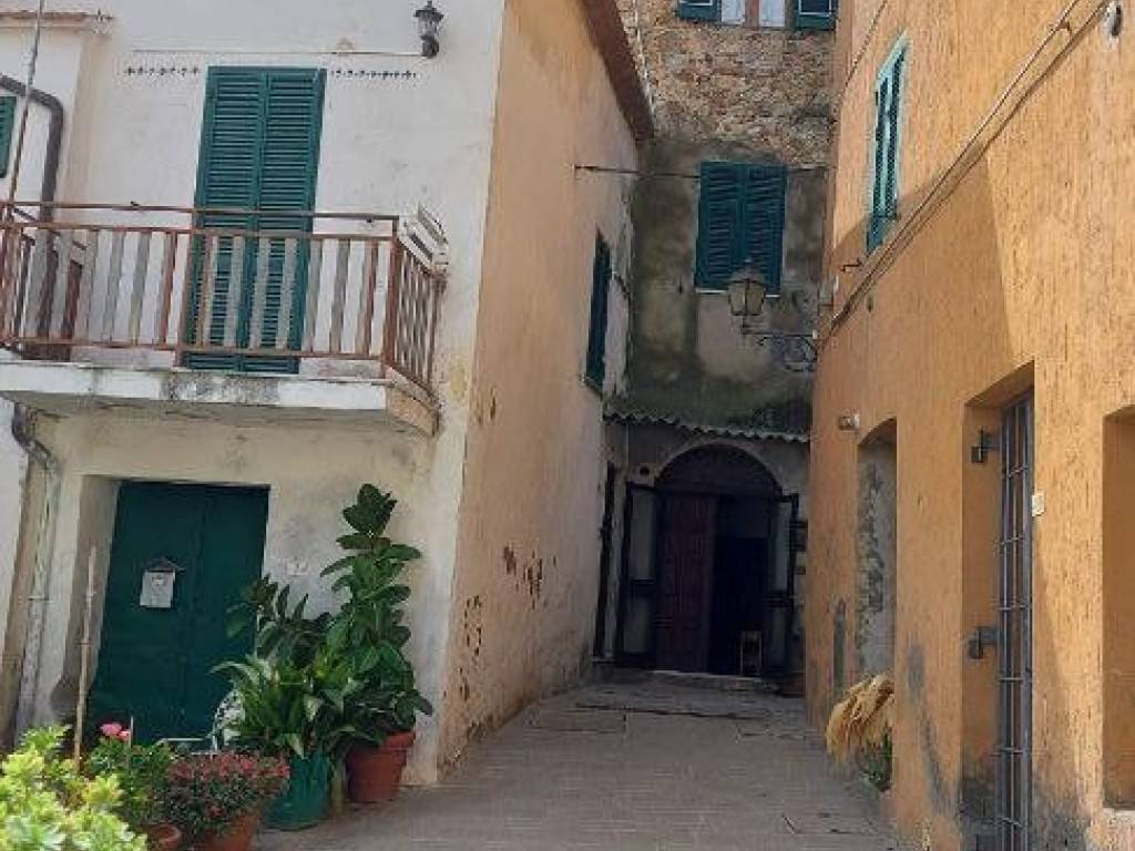 Appartamento a Gavorrano in Via Bolzano, 11 - Foto 3