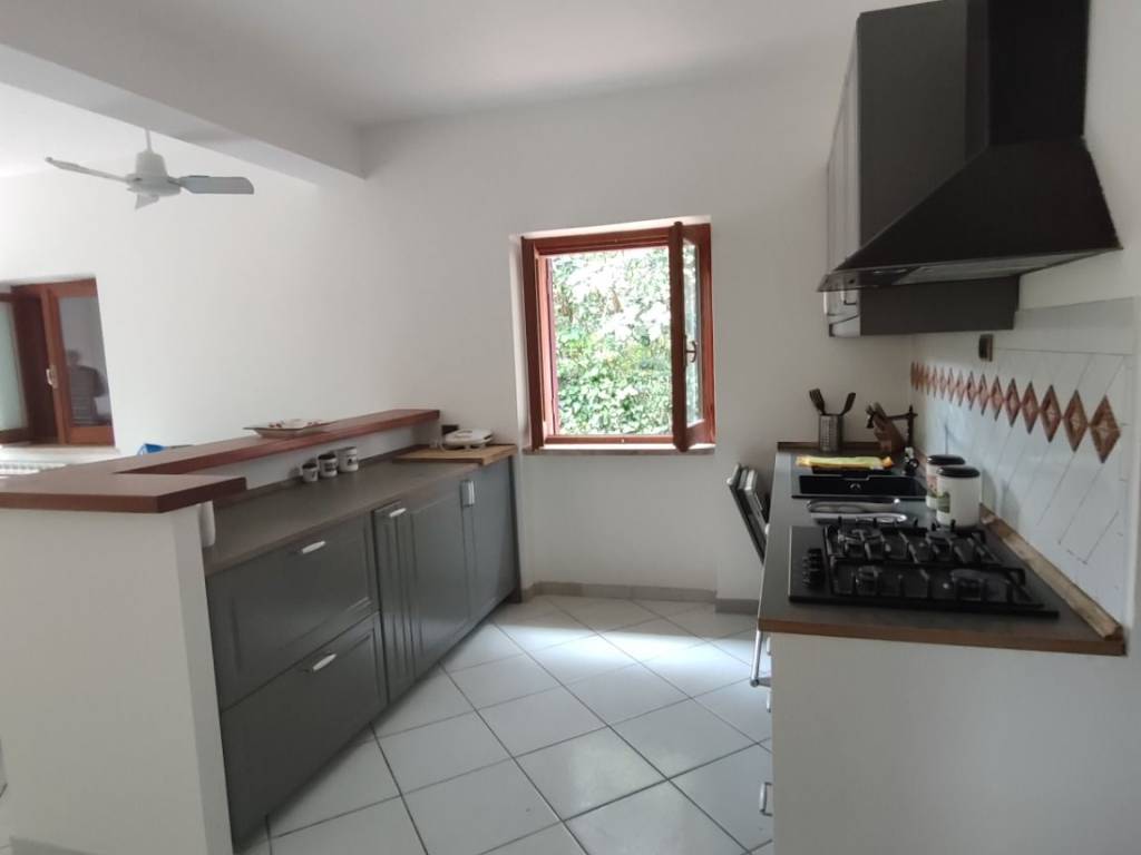 Villa a Sabaudia in Via Caporale Armando Tortini - Foto 3