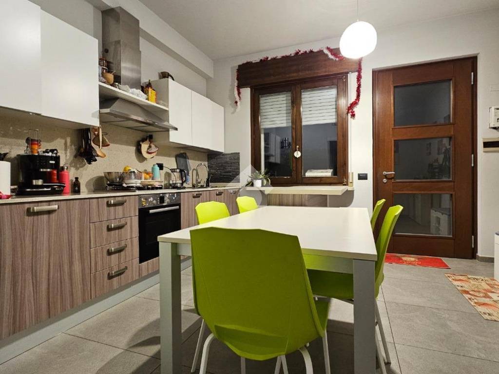 Casa indipendente a Verona in Str. La Rizza, 109 - Foto 1