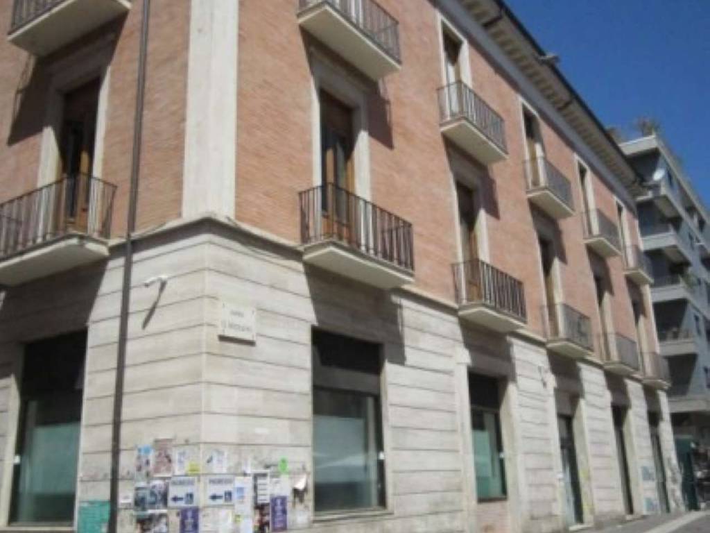 Immobile a Cosenza in corso Mazzini angolo via Brenta - Foto 2