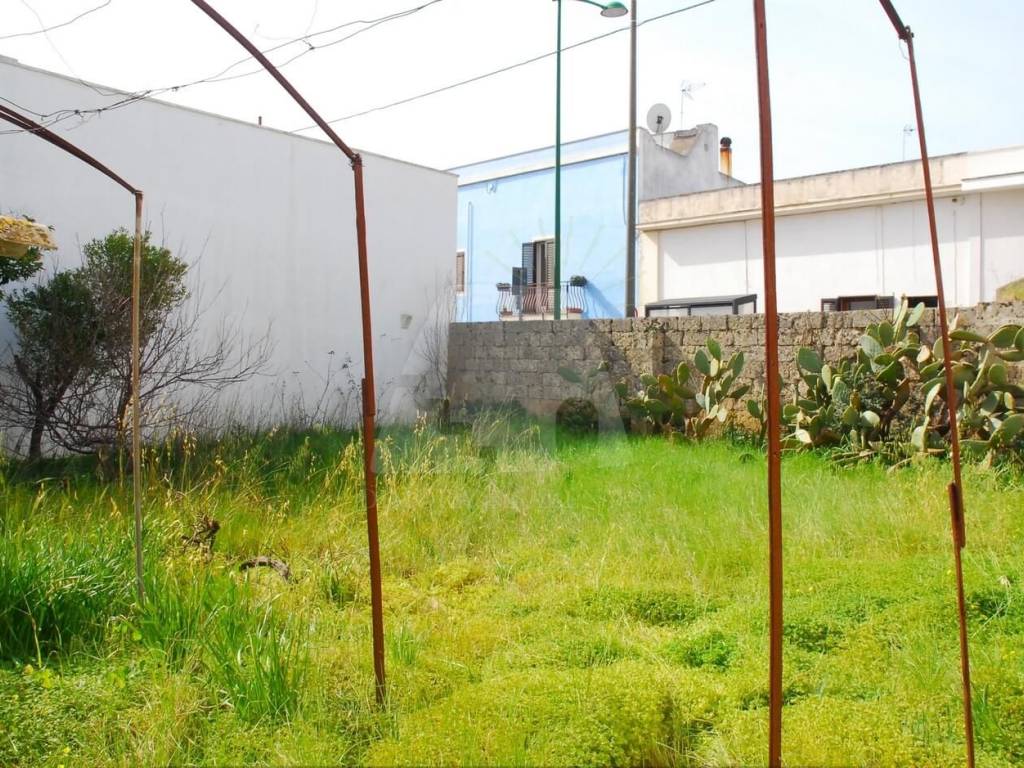 Terreno a Presicce-acquarica in Via Stadio Comunale, 4 - Foto 2