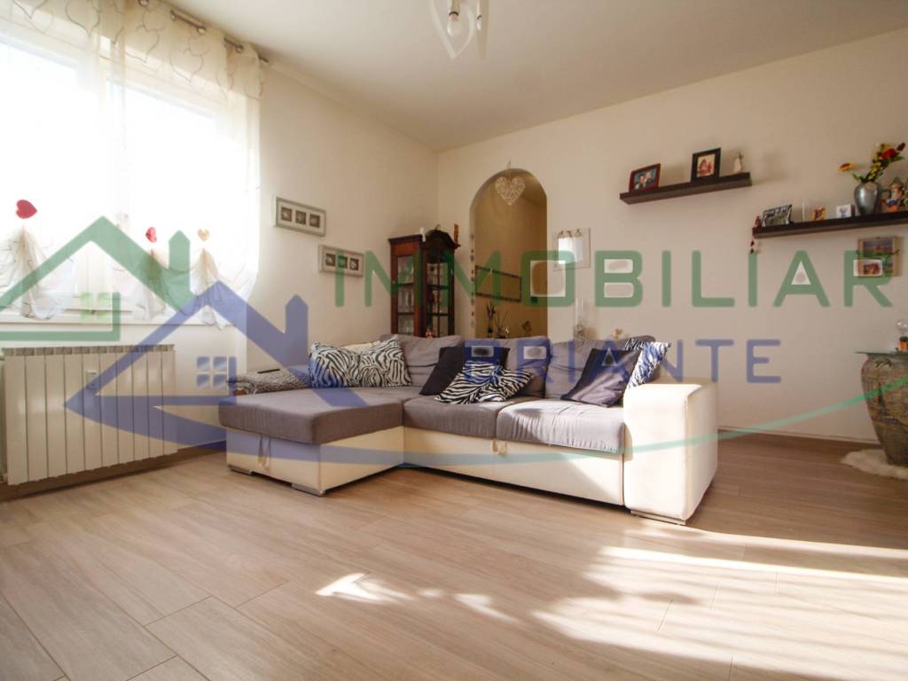 Appartamento a Golasecca in Via Monte Tabor, 13 - Foto 2