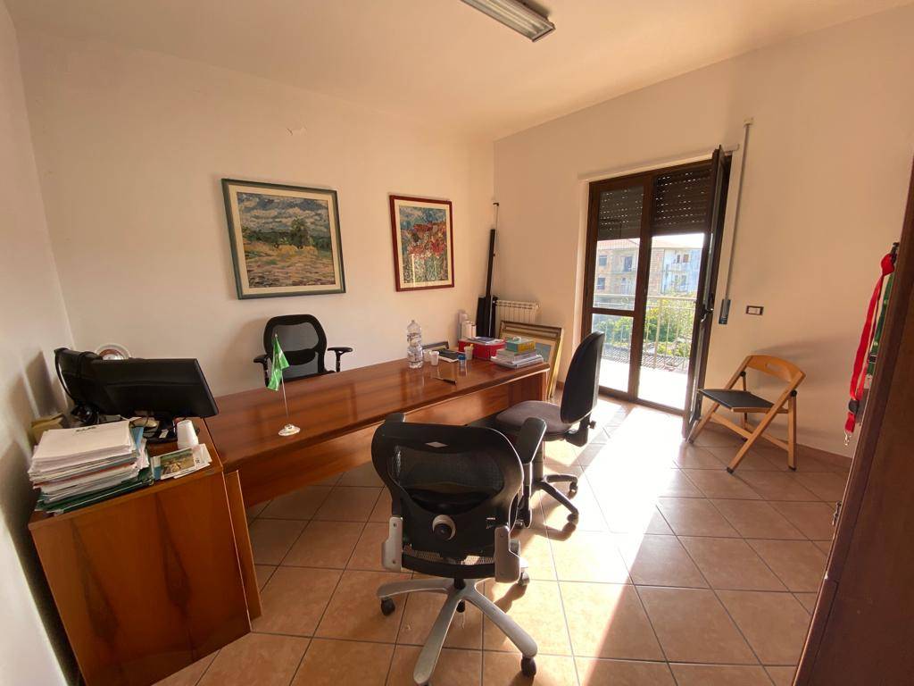 Immobile a Lamezia terme in Via Umberto Boccioni - Foto 3