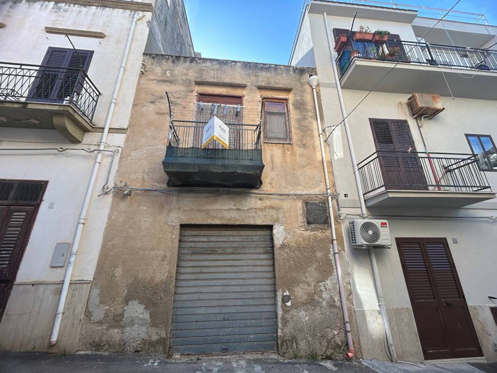 Casa indipendente a Castellammare del golfo in Via Marcantonio, 2 - Foto 2