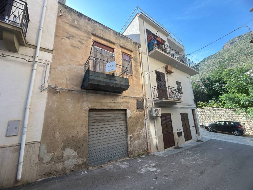 Casa indipendente a Castellammare del golfo in Via Marcantonio, 2 - Foto 3