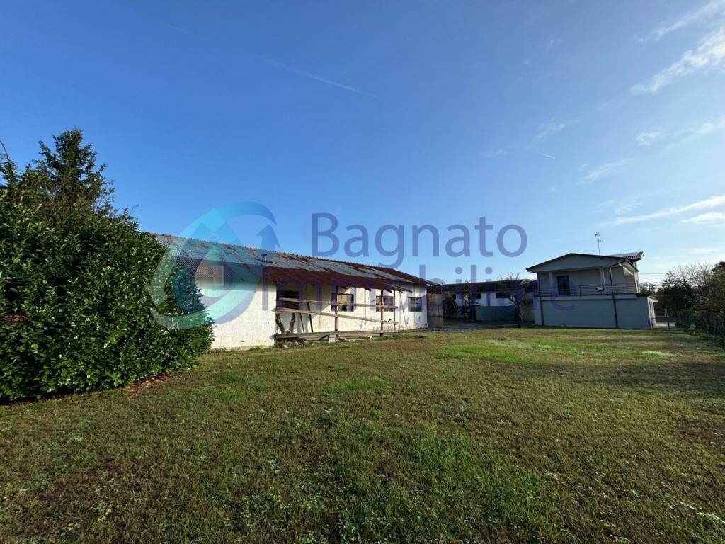 Terreno a Gattinara in Corso Vercelli, 324 - Foto 4