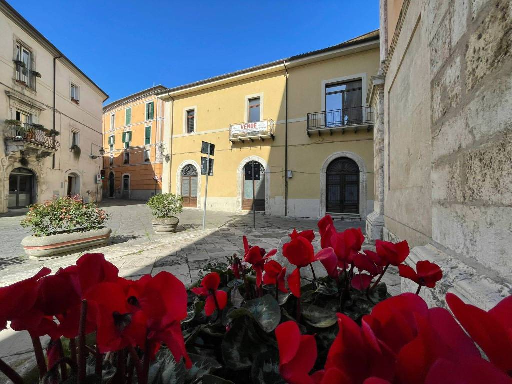 Appartamento a Isola del liri in Piazza San Lorenzo - Foto 3