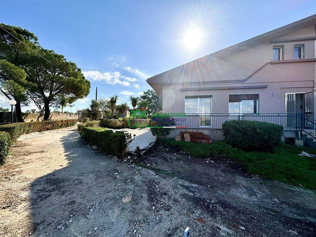 Casa indipendente a Ragusa in sp 25 - Foto 2