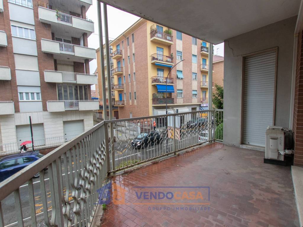Appartamento a Asti in Via Alessandro Manzoni, 13 - Foto 5