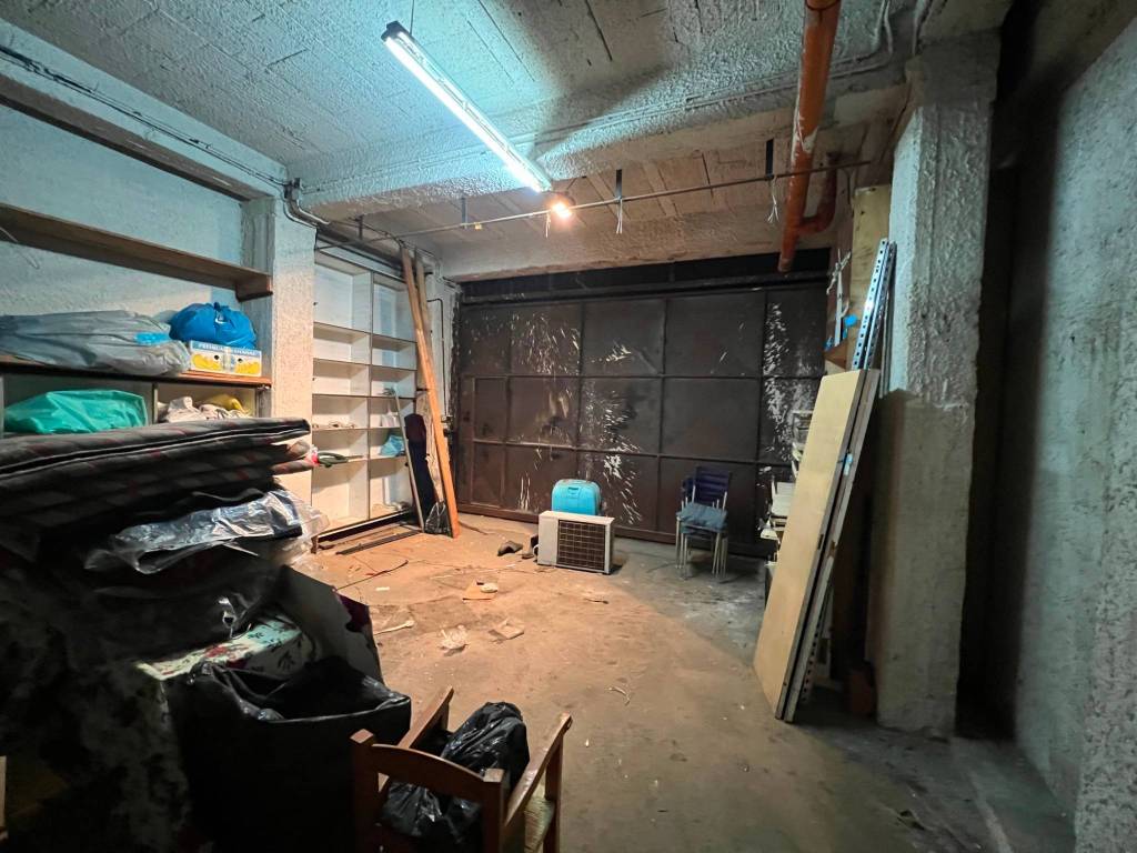 Box / garage a Maddaloni in Via Napoli, 172 - Foto 2
