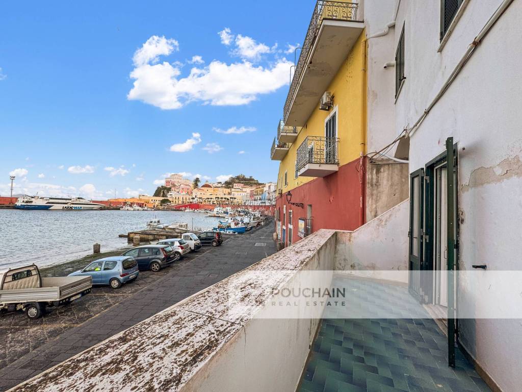 Appartamento a Ponza in Via Banchina Nuova, 3 - Foto 1