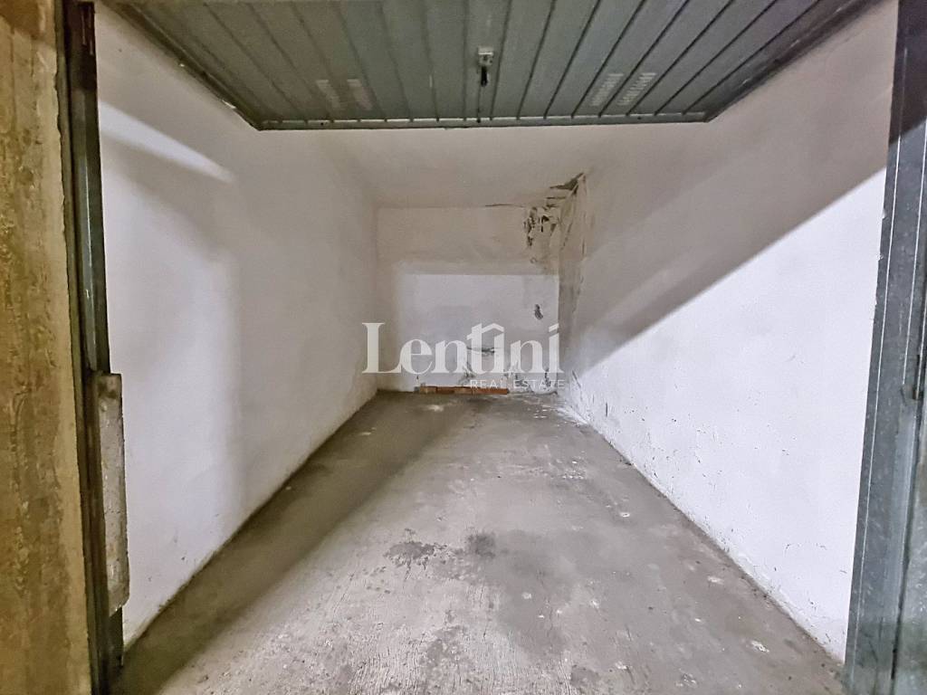 Box / garage a Casale monferrato in Via Papa Giovanni XXIII - Foto 2