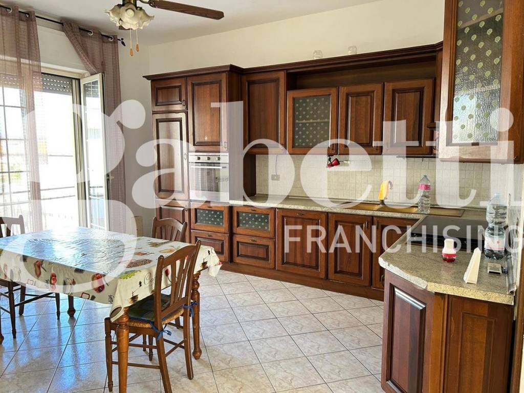 Appartamento a Latina in Via del Mughetto, 22 - Foto 2