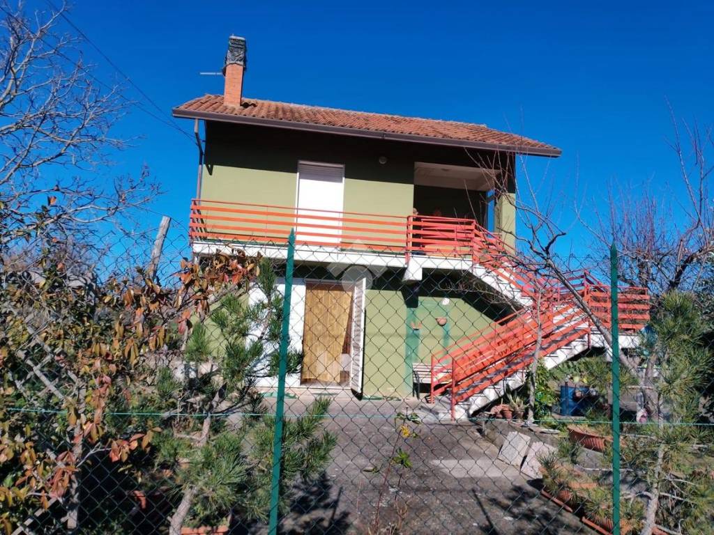 Casa indipendente a San mango sul calore in Frazione Poppano - Foto 3