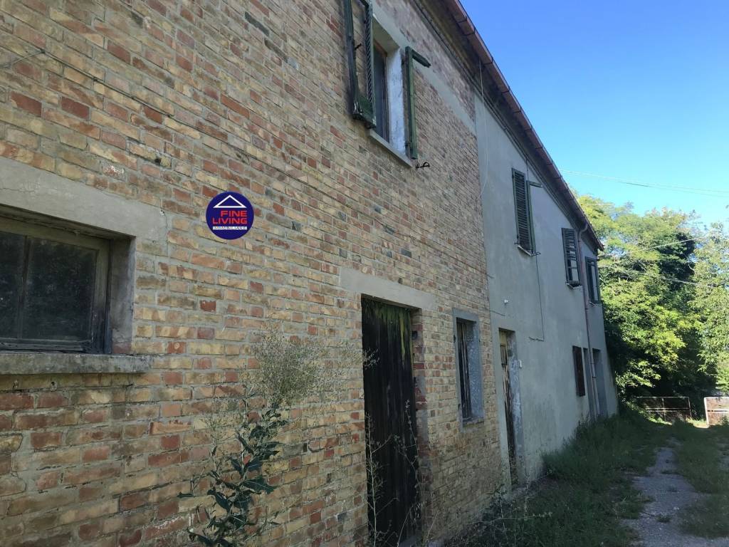 Villa a Colli al metauro in Via MOMBAROCCESE s.n.c - Foto 3