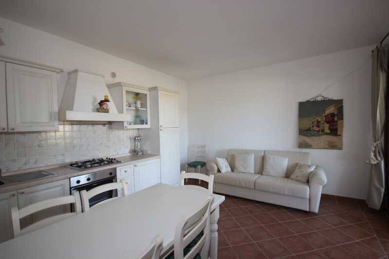 Appartamento a Loiri porto san paolo in Viale Pietro Nenni - Foto 5
