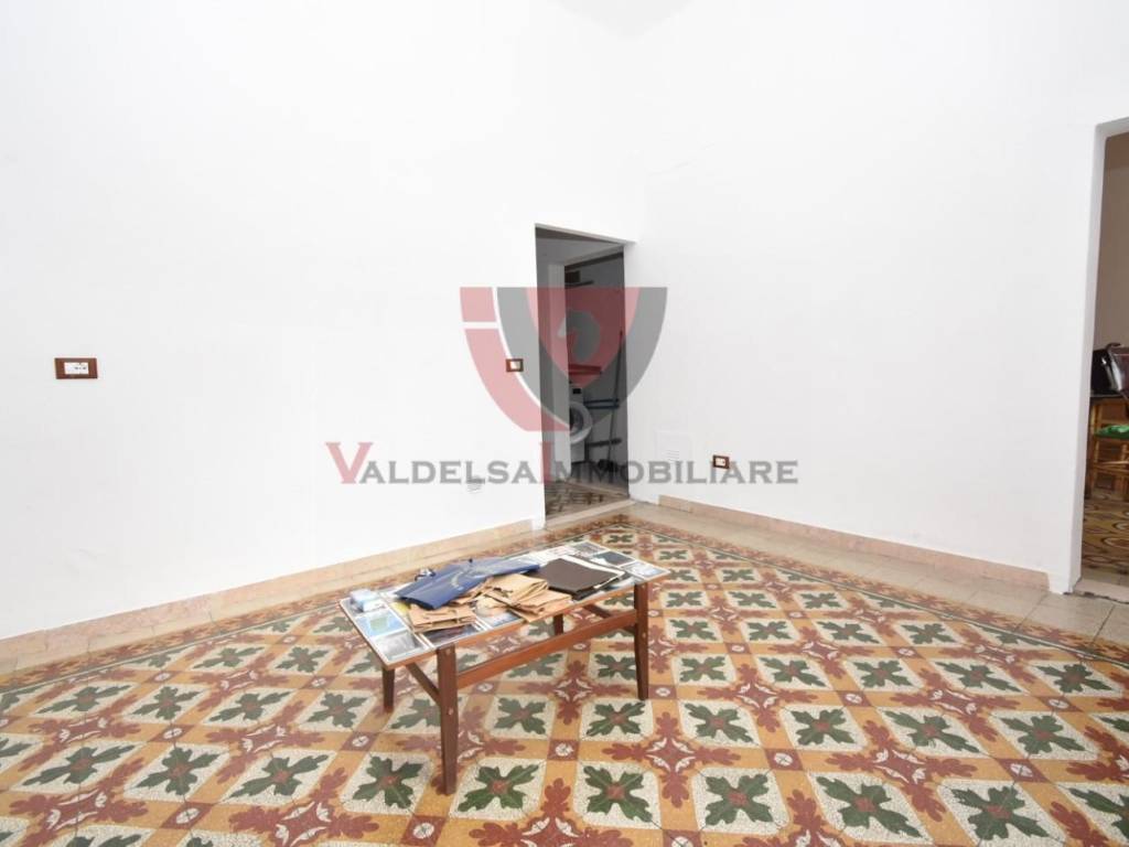Appartamento a Colle di val d'elsa in Piazza Unità dei Popoli, - Foto 3