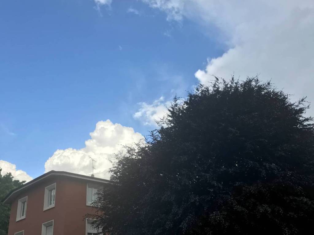 Appartamento a Longone al segrino in VIA DIAZ, 31 - Foto 2