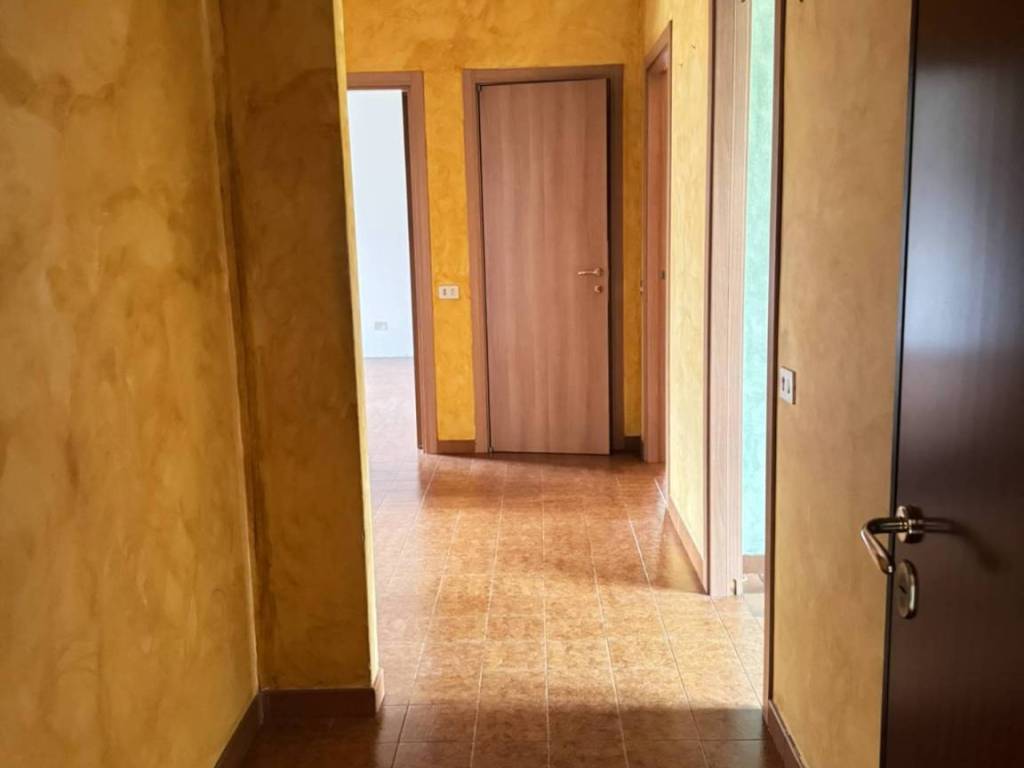 Appartamento a Longone al segrino in VIA DIAZ, 31 - Foto 3