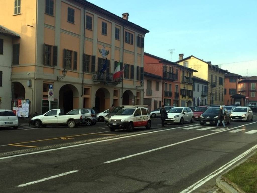 Immobile a Corneliano d'alba in Piazza Giuseppe Cottolengo, 38 - Foto 3