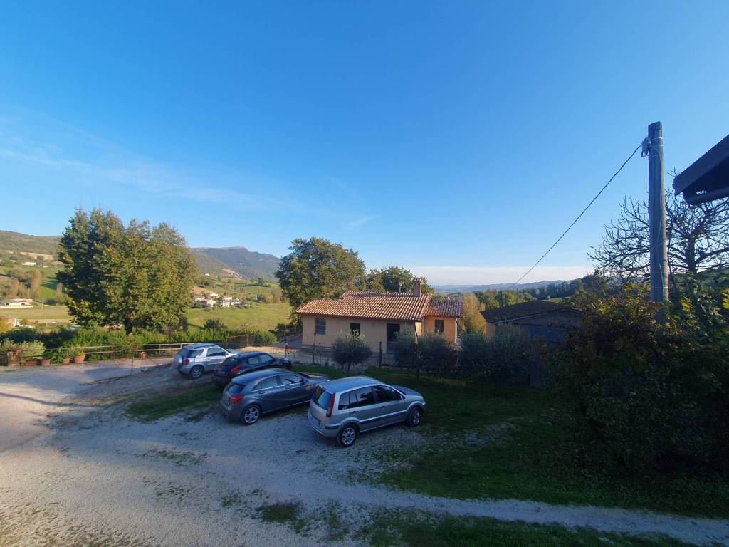 Appartamento a Gubbio in Strada Provinciale De Mocaiana, 120 - Foto 3
