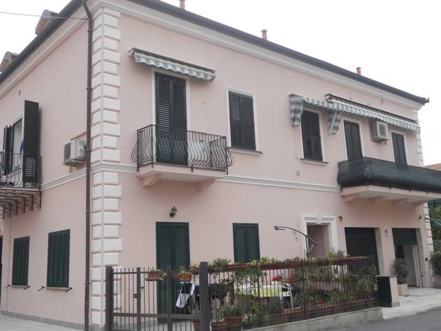 Appartamento a San bartolomeo al mare in Via Sardegna, 9 - Foto 2