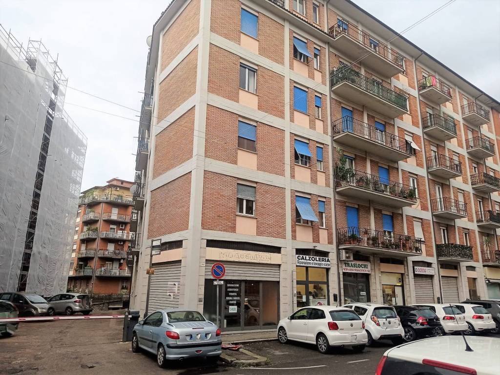 Immobile a Terni in Viale Cesare Battisti - Foto 3