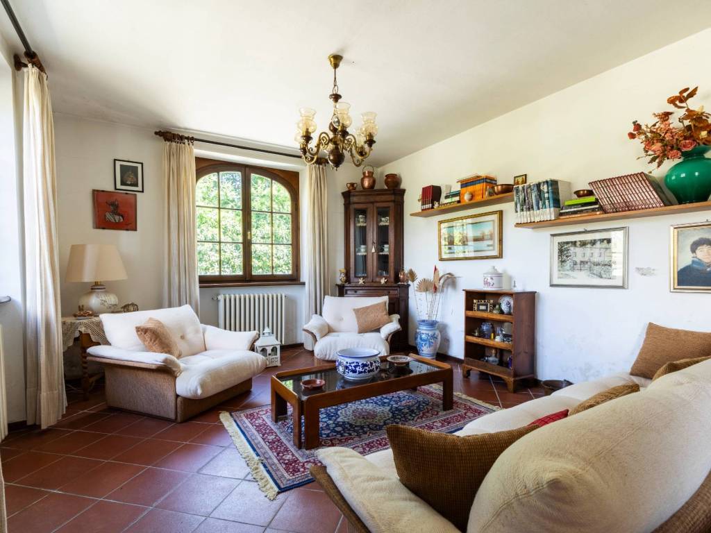Villa a Arezzo in Località Palazzo del Pero, 92 - Foto 3