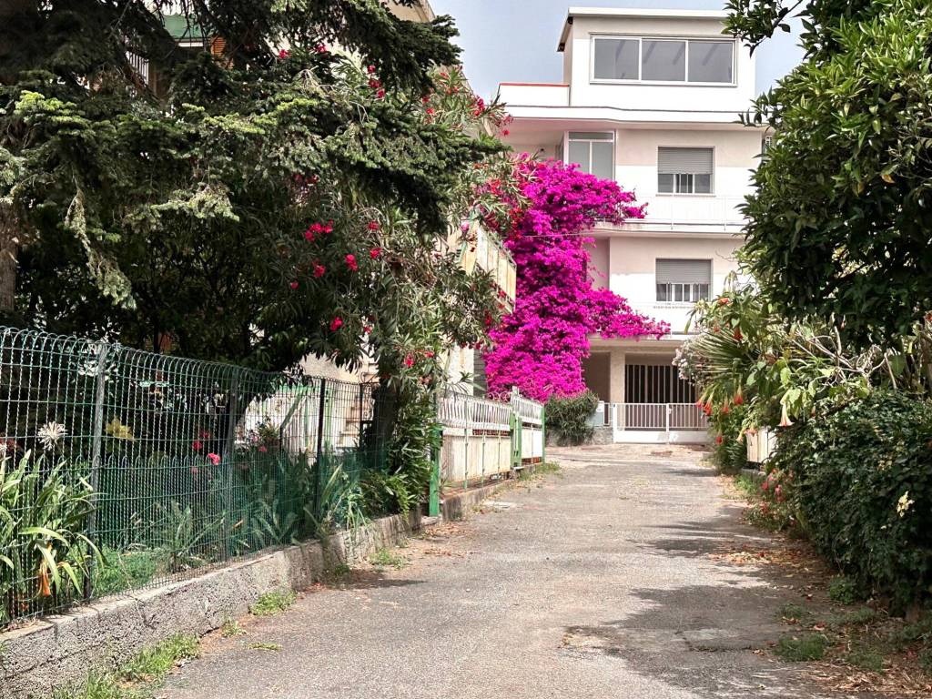 Villa a Ceriale in Via Cormorano - Foto 2