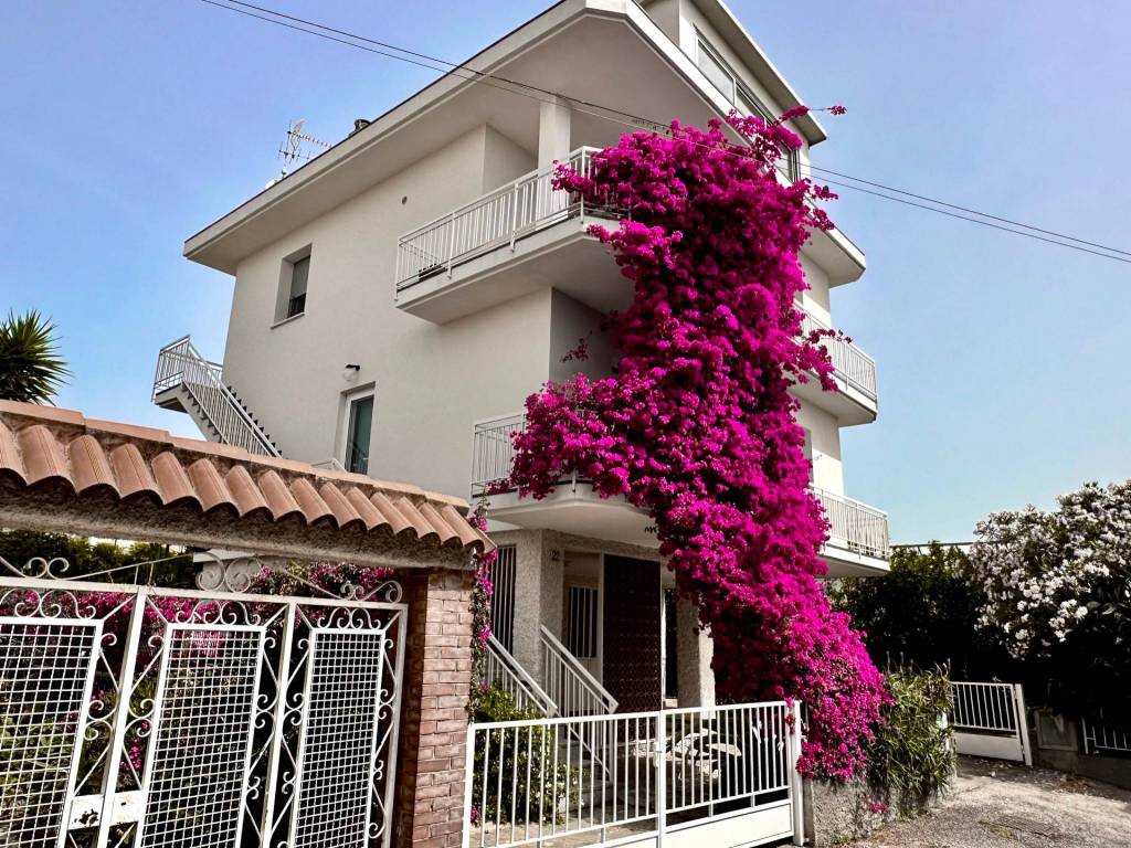 Villa a Ceriale in Via Cormorano - Foto 3