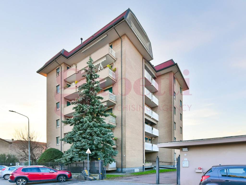 Appartamento a Cabiate in Via Achille Grandi, 37 - Foto 2