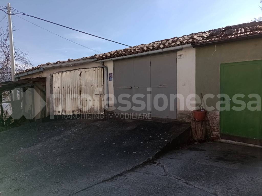 Box / garage a Ateleta in Via Pietransieri, 15 - Foto 4