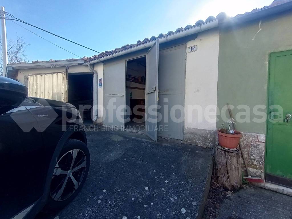 Box / garage a Ateleta in Via Pietransieri, 15 - Foto 5