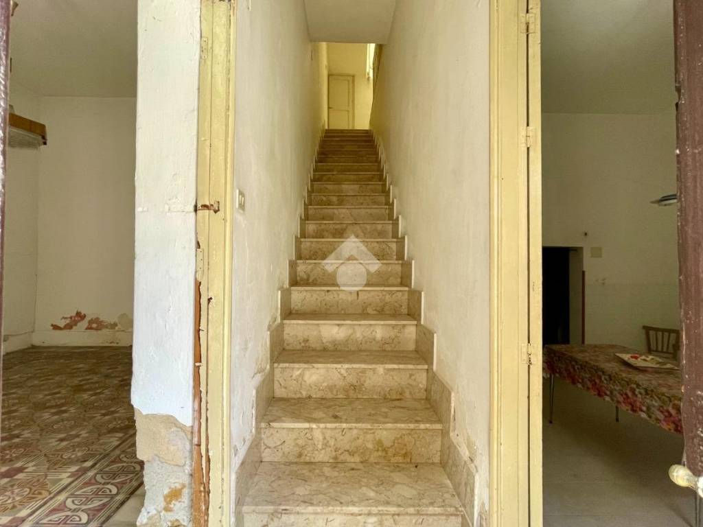 Casa indipendente a Castellammare del golfo in Via Generale Michele di Gaetano - Foto 4