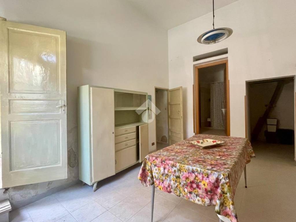 Casa indipendente a Castellammare del golfo in Via Generale Michele di Gaetano - Foto 5