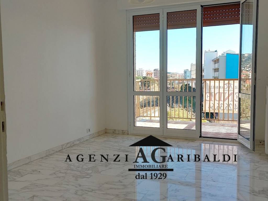 Appartamento a Vallecrosia in Via Guglielmo Marconi - Foto 2