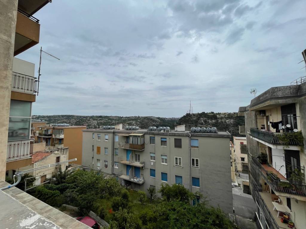 Villa a Modica in Via Damiano Chiesa - Foto 2