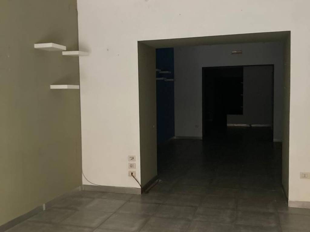 Immobile a Salerno in Via Fieravecchia - Foto 2