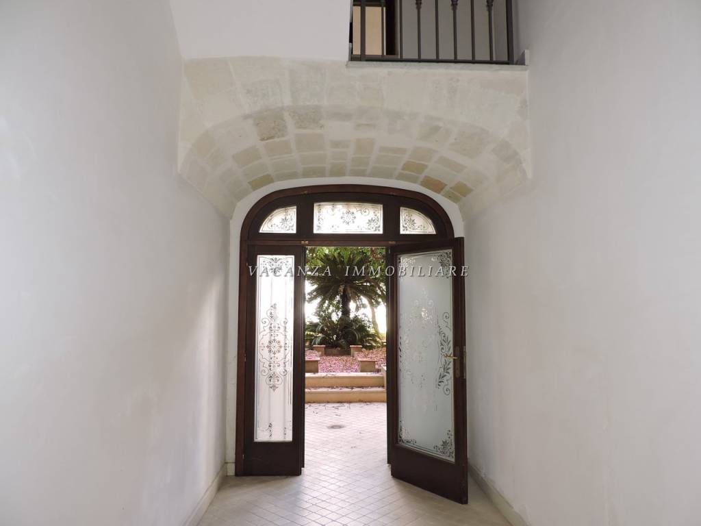 Palazzo / stabile a Taranto in Via Francesco Crispi, 76 - Foto 4