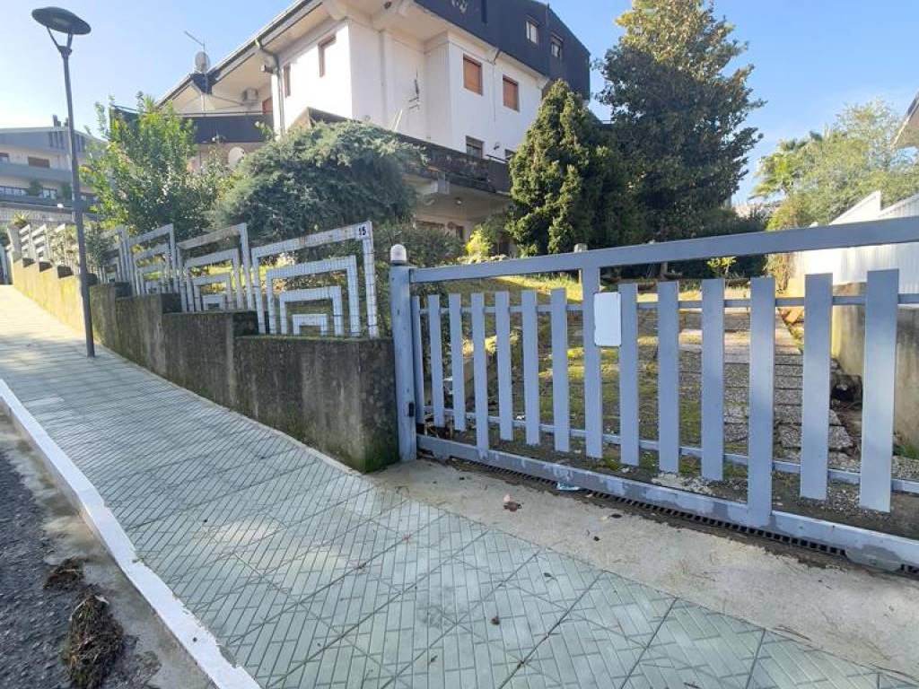 Villa a Castrolibero in Via della Speranza - Foto 3