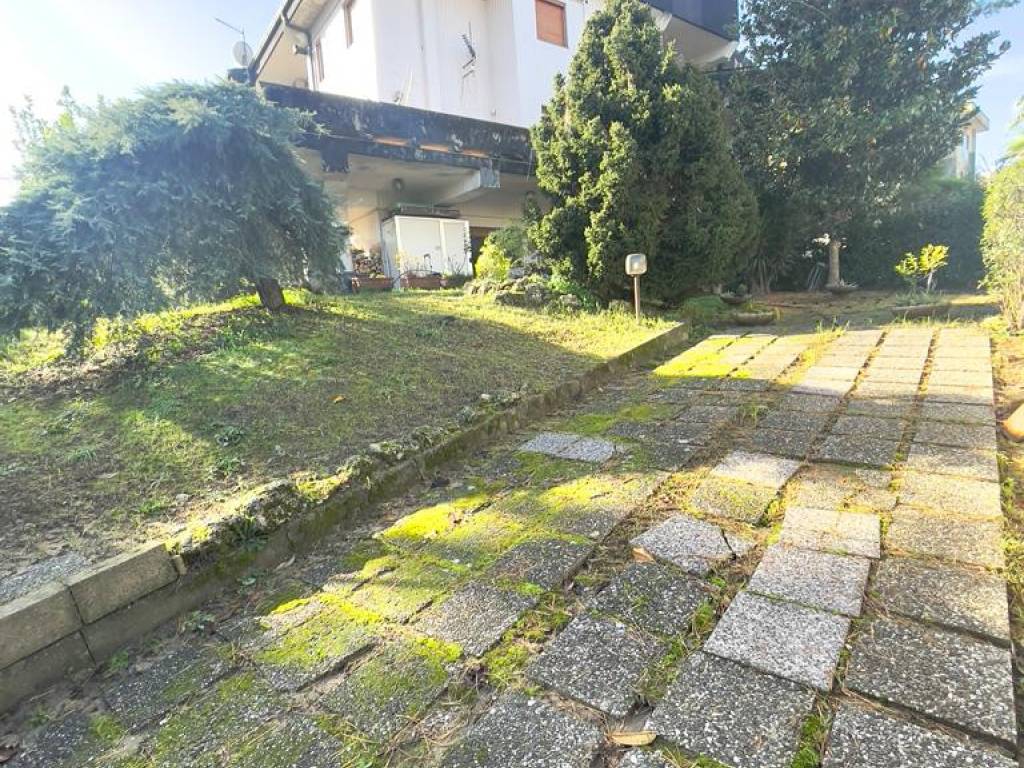 Villa a Castrolibero in Via della Speranza - Foto 4
