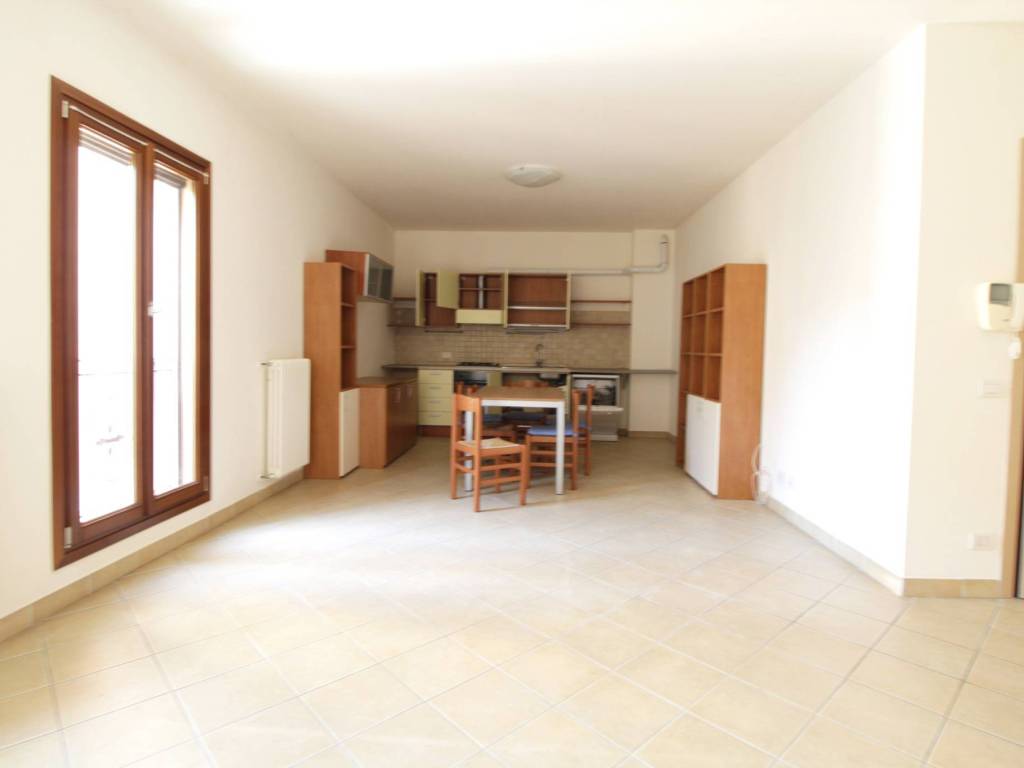 Appartamento a Mirandola in Via Francesco Montanari, 76 - Foto 3